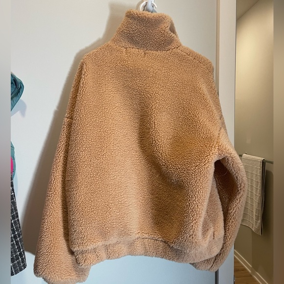 Goldmorning Oversized Teddy Jacket - Picture 2 of 3